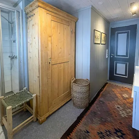 Semesterbostad Secluded Mountain In With View *