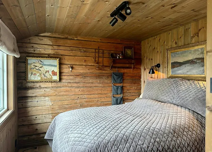 Secluded Mountain In With View *