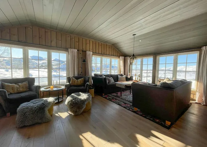 Secluded Mountain In With View Feriehus