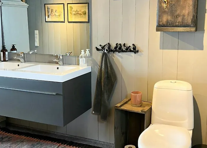 Secluded Mountain In With View Feriehus Rauland